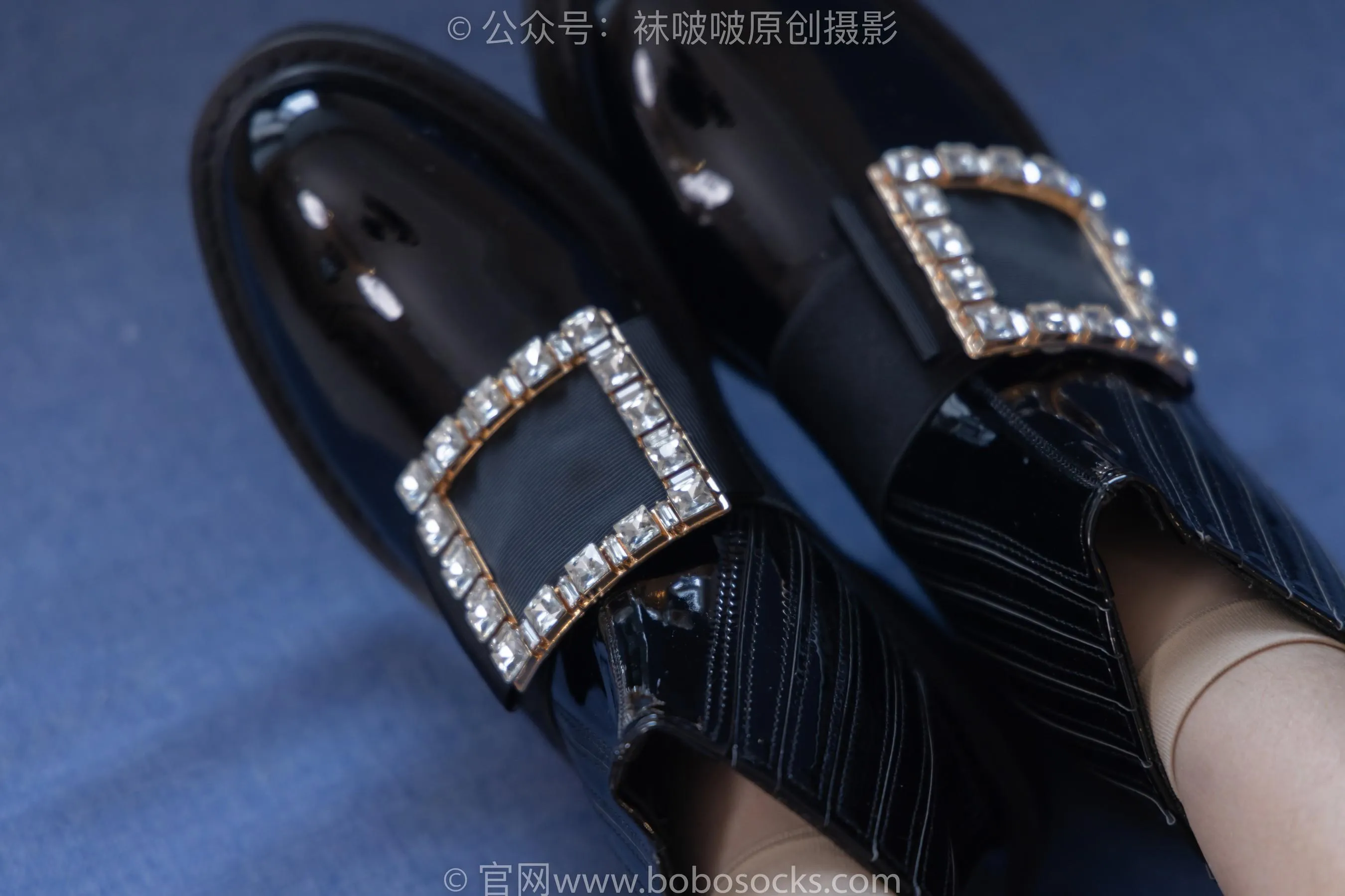 [BoBoSocks袜啵啵]NO.217 小沫-高跟鞋、皮鞋、短肉丝、自然穿脏白棉袜 [47P]插图7
